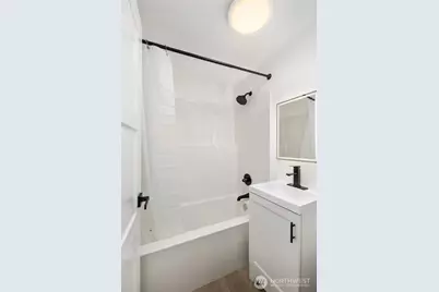 1747 1/2 NE 147th St, Shoreline, WA 98155 - Photo 27