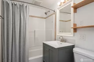 7915 18th Ave SW, Seattle, WA 98106 - Photo 13