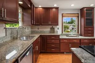 7915 18th Ave SW, Seattle, WA 98106 - Photo 17
