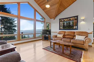 1058 Dana Cir, Lummi Island, WA 98262 - Photo 11