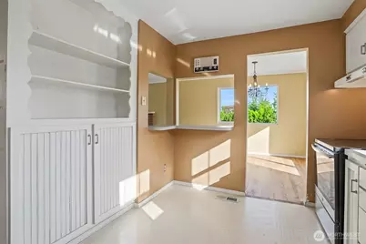 1410 NW 195th Street, Shoreline, WA 98177 - Photo 9