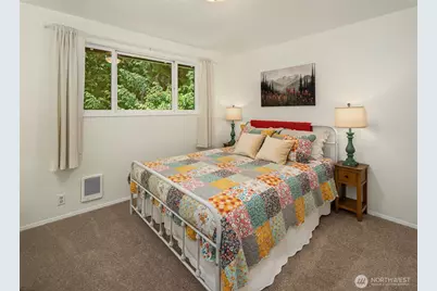 8760 SW 190th Street, Vashon, WA 98070 - Photo 9