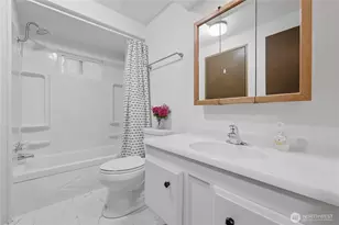 18425 NE 95th St, Redmond, WA 98052 - Photo 19