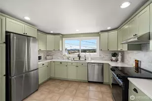 209 E 8th St, Aberdeen, WA 98520 - Photo 9