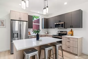 8711 15th Ave NW, Seattle, WA 98117 - Photo 11