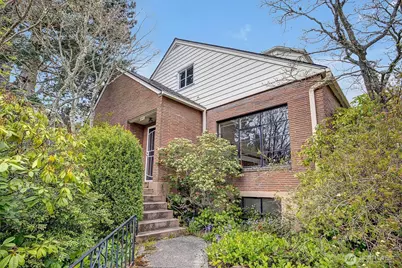 3002 NW 70th Street, Seattle, WA 98117 - Photo 1