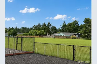 214 Canal Drive NE, Ocean Shores, WA 98569 - Photo 33
