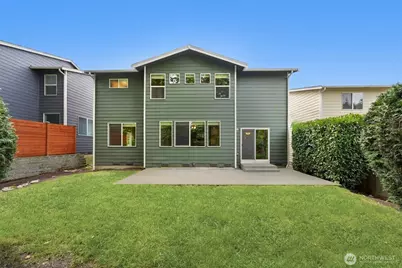 24750 NE 3rd Place, Sammamish, WA 98074 - Photo 35