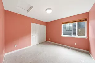 24750 NE 3rd Pl, Sammamish, WA 98074 - Photo 29