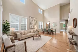 24750 NE 3rd Pl, Sammamish, WA 98074 - Photo 3