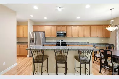 24750 NE 3rd Place, Sammamish, WA 98074 - Photo 9