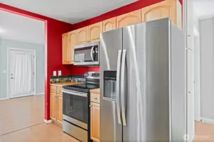 1421 N 32nd St, Renton, WA 98056 - Photo 17