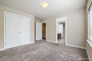 944 SW 108th Street SW, Seattle, WA 98146 - Photo 13