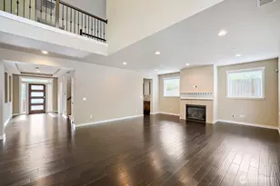 944 SW 108th Street SW, Seattle, WA 98146 - Photo 3