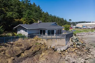 5915 Flounder Bay Lane, Anacortes, WA 98221 - Photo 23