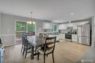20717 127th St E, Bonney Lake, WA 98391 - Photo 13