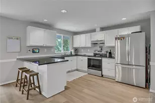 20717 127th St E, Bonney Lake, WA 98391 - Photo 15