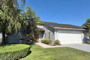 717 N Golf Course Dr, Chelan, WA 98816 - Photo 1