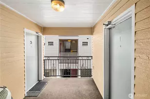 3317 Claremont Ave S, Seattle, WA 98144 - Photo 3