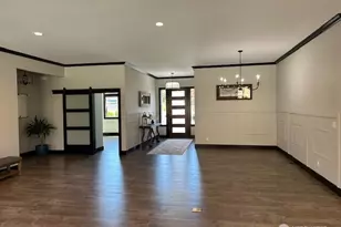 949 N Newport Loop, East Wenatchee, WA 98802 - Photo 5