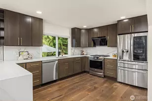 22213 NE 31st St, Sammamish, WA 98074 - Photo 7