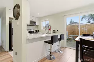 3208 21st St, Everett, WA 98201 - Photo 9