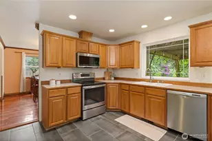 731 E Lakeshore Dr, Allyn, WA 98524 - Photo 15