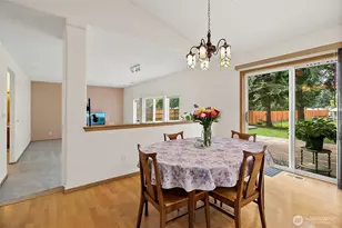 21215 122nd St Ct E, Bonney Lake, WA 98391 - Photo 11