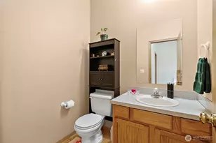 21215 122nd St Ct E, Bonney Lake, WA 98391 - Photo 25