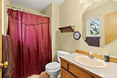 21215 122nd Street Ct E, Bonney Lake, WA 98391 - Photo 23