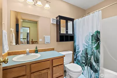 21215 122nd Street Ct E, Bonney Lake, WA 98391 - Photo 19