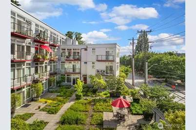 2960 Eastlake Avenue E #213, Seattle, WA 98102 - Photo 29