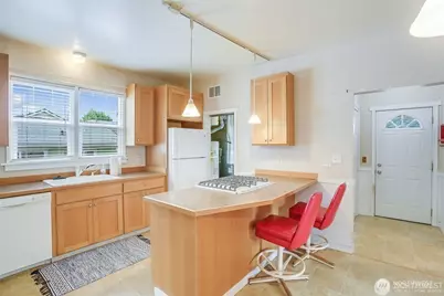 320 Williams Avenue N, Renton, WA 98057 - Photo 25