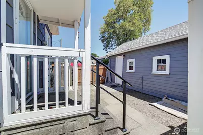 320 Williams Avenue N, Renton, WA 98057 - Photo 23