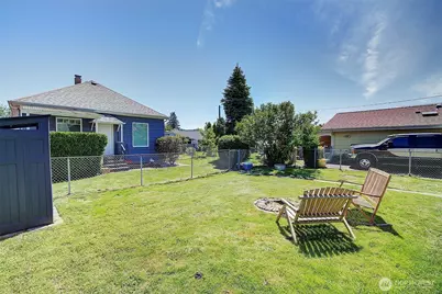 320 Williams Avenue N, Renton, WA 98057 - Photo 21