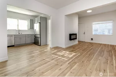320 Williams Avenue N, Renton, WA 98057 - Photo 9