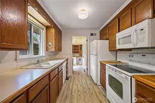 10004 Lake Steilacoom Dr SW, Lakewood, WA 98498 - Photo 15