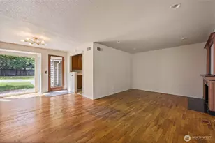 10004 Lake Steilacoom Dr SW, Lakewood, WA 98498 - Photo 5