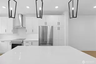 12207 137th Pl NE, Redmond, WA 98052 - Photo 3