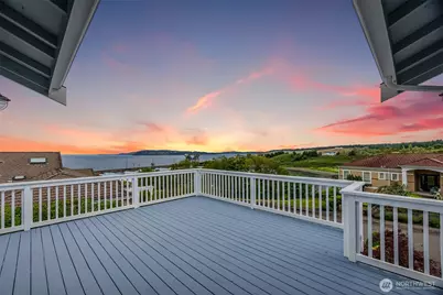 2790 Chambers Bay Drive, Steilacoom, WA 98388 - Photo 5