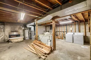7525 200th St SW, Lynnwood, WA 98036 - Photo 21