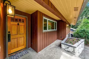 1108 NE 106th St, Seattle, WA 98125 - Photo 3