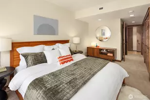 1301 Spring St, Seattle, WA 98104 - Photo 17