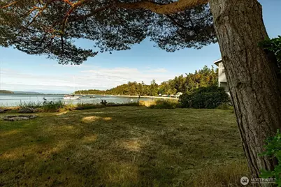 1982 Madrona Way, Coupeville, WA 98239 - Photo 23