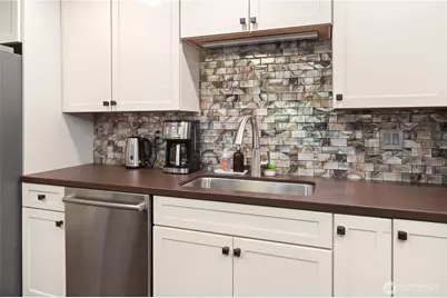 18412 11th Avenue NE, Poulsbo, WA 98370 - Photo 11