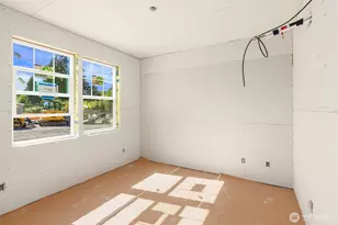 12511 NE 94th St, Kirkland, WA 98033 - Photo 15