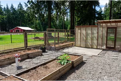 1511 11th Lane, Fox Island, WA 98333 - Photo 33