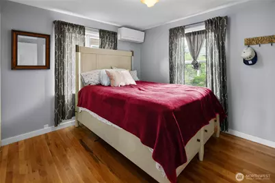 12419 16th Avenue S, Seattle, WA 98168 - Photo 13