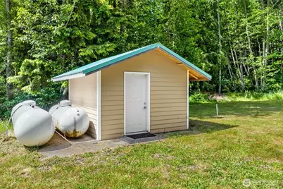 17718 Mulqueen Road SE, Rainier, WA 98576 - Photo 31