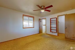 22 NE Tremont Dr, College Place, WA 99324 - Photo 15